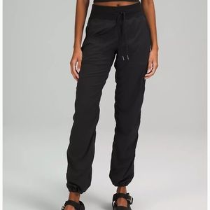 Lululemon dance studio mid rise pant